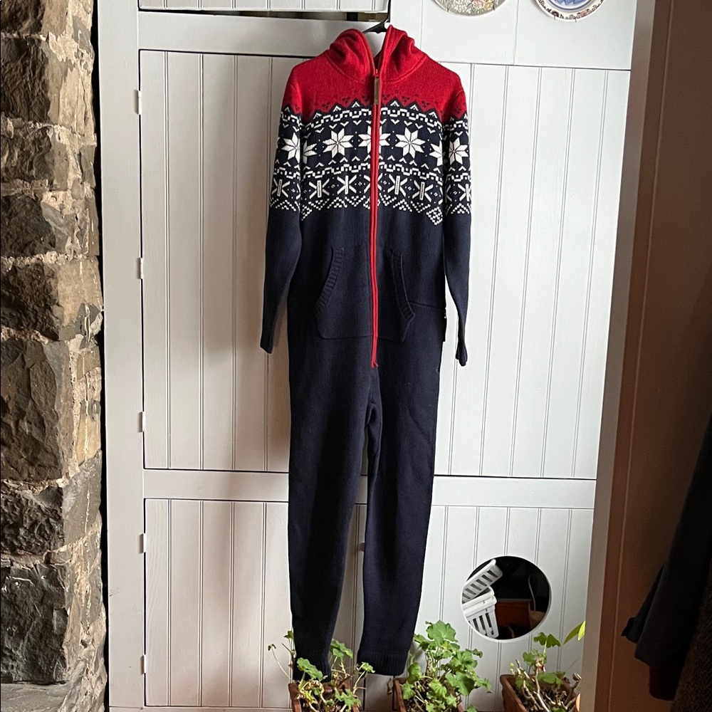 Onepiece Red and Blue Marius Patterned Onesie by famous Swedish brand. Wool.
